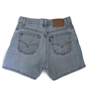 90’s vintage levi’s denim shorts